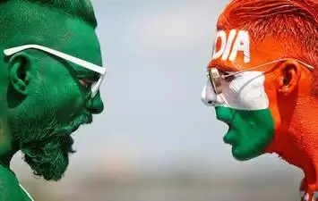 भारत के खिलाफ पाकिस्तान ने पहली जीत हासिल कर रचा इतिहास : फैंस बोले; इंडिया 10 विकेट से हारने के बाद- दिल से बुरा लगता है भाई 