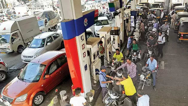 MP BREAKING : petrol-diesel की सप्लाई 40% तक घटी, प्रदेश के 1 हजार पंप खाली 