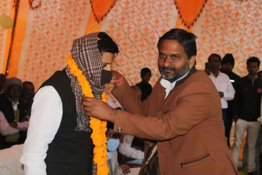 REWA : खिलाड़ियों को संबोधित करते बोले पूर्व कैबिनेट मंत्री शुक्ल कहा - ढेरा के स्टेडियम को उत्कृष्ट स्टेडियम बनाना पहली प्राथमिकता