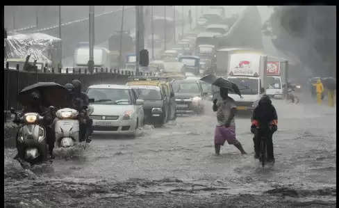 रीवा, कटनी, धार, सहित MP के 20 जिलों में भारी बारिश की चेतावनी