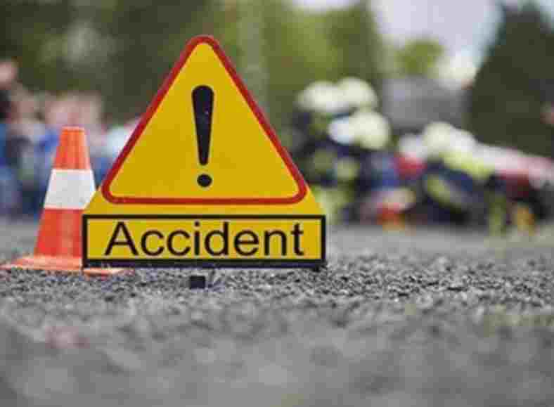 Road Accident: बस के खाई में गिरने से 13 लोगों की मौत