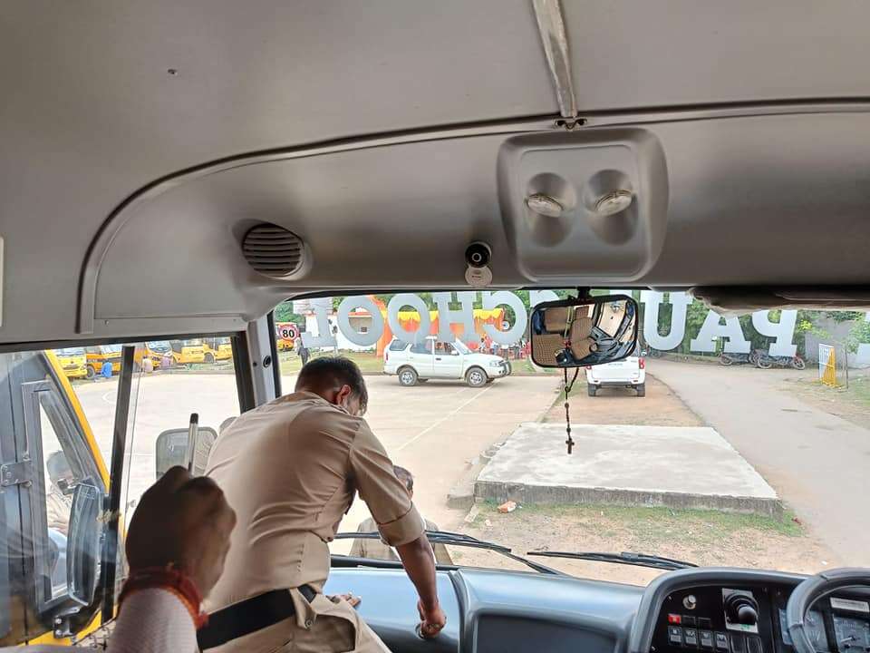 school bus rewa