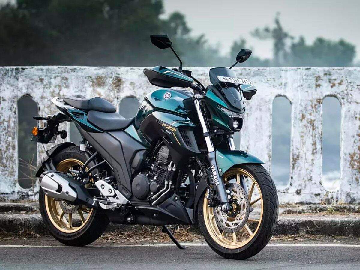 Yamaha FZS 25 Bike